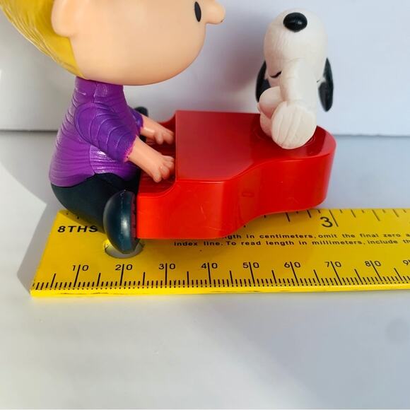 NEW Peanuts Action Figure - Picture 9 of 13